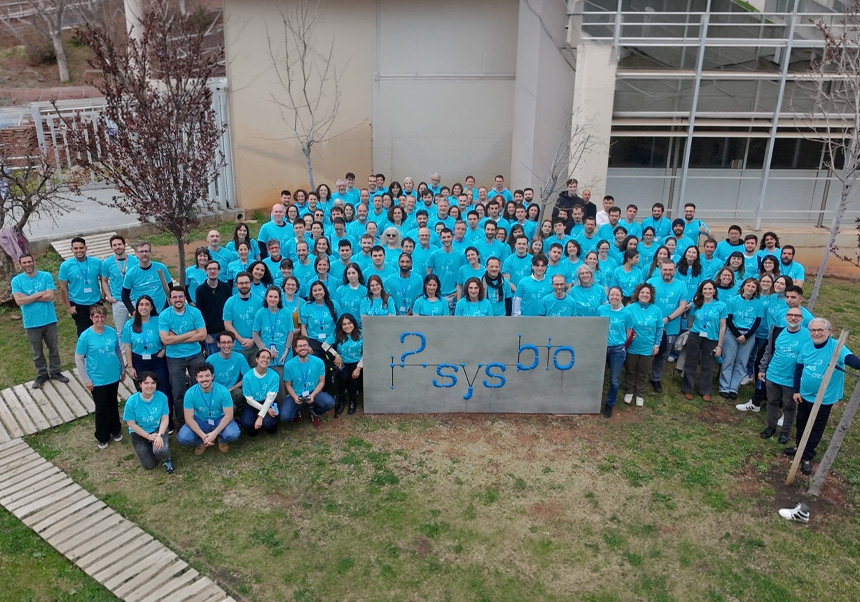 El equipo del I2SysBio en el acto conmemorativo de su décimo aniversario.